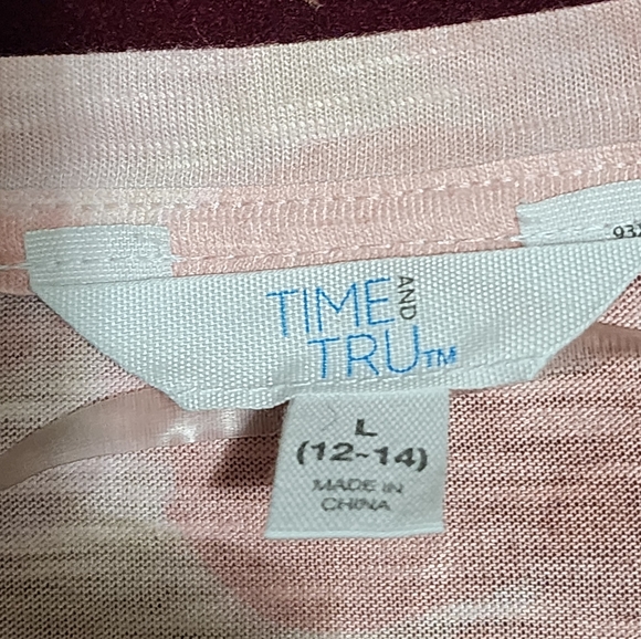 NWOT ...Time and Tru Shirt / Top - Picture 9 of 14